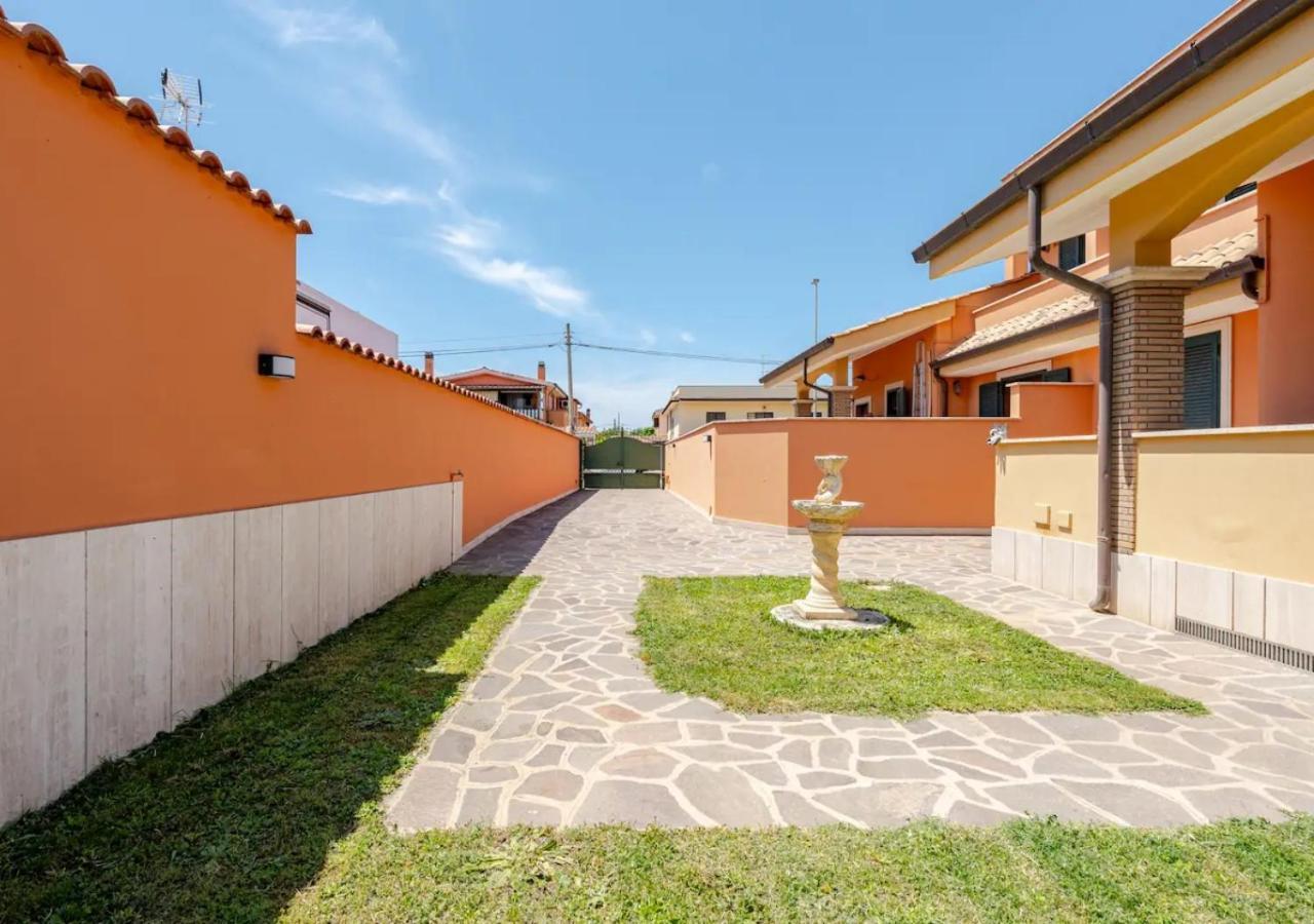 Garden Villa - Free Parking, Wi-Fi E Netflix Fiumicino Kültér fotó