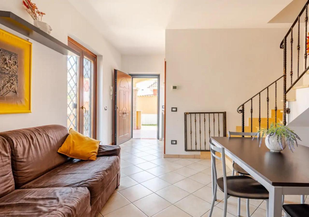 Garden Villa - Free Parking, Wi-Fi E Netflix Fiumicino Kültér fotó